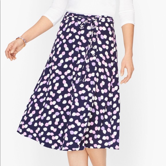 Talbots Dresses & Skirts - ‼️🎉HOST PICK🎉‼️Talbots Wrap MidiSkirt Navyw/gorgeous lavender and cream leaves